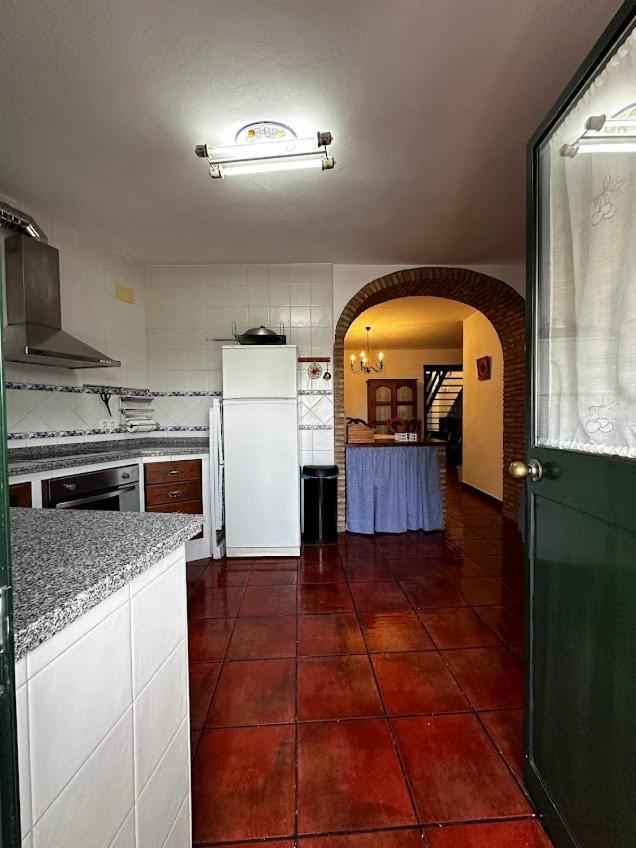 Espaciosa Y Elegante Casa Rural En Los Marines Dış mekan fotoğraf
