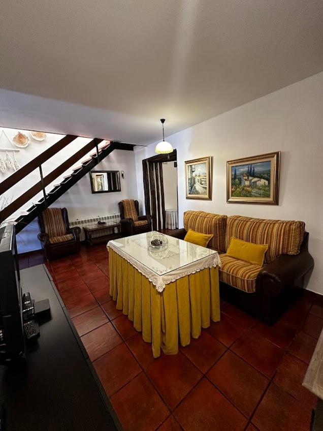 Espaciosa Y Elegante Casa Rural En Los Marines Dış mekan fotoğraf